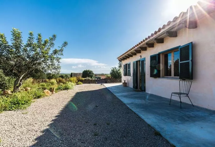 Maaseutuhotelli Finca Agroturismo Sa Cova Den Borino