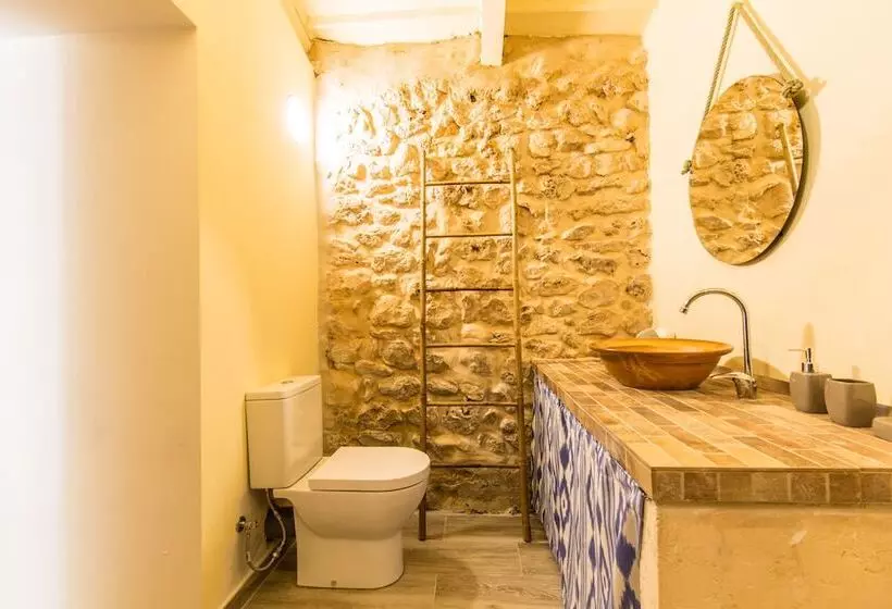 Maaseutuhotelli Finca Agroturismo Sa Cova Den Borino