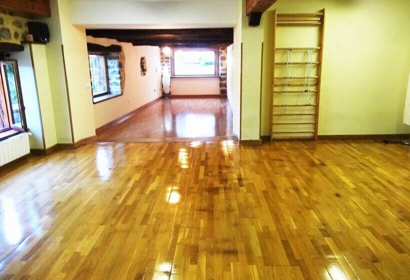 La Perezosa & Yoga Hostel