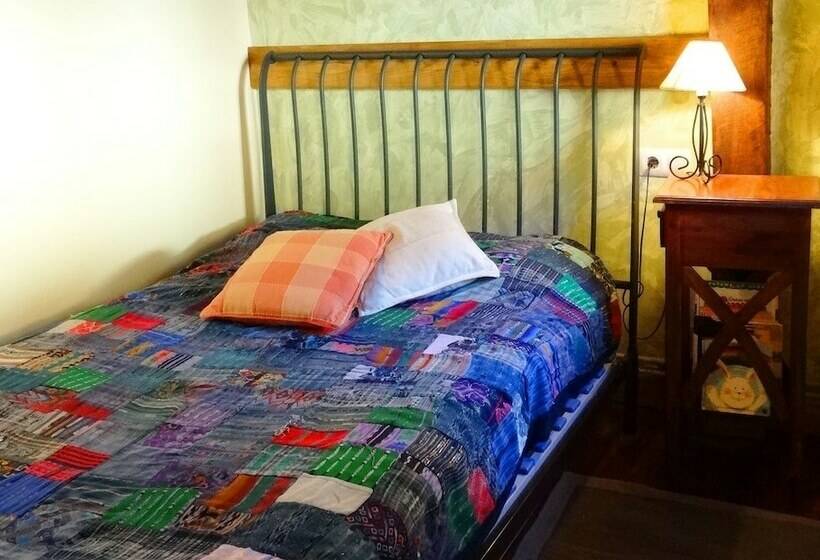 La Perezosa & Yoga Hostel