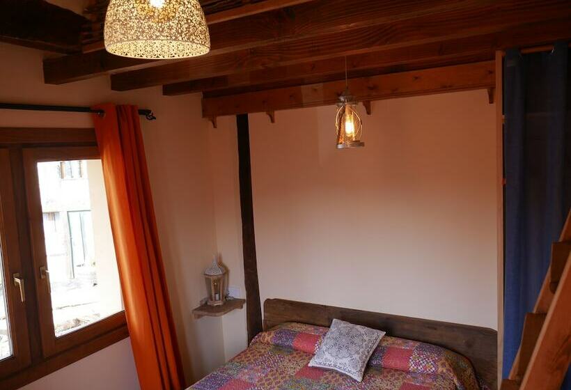 La Perezosa & Yoga Hostel