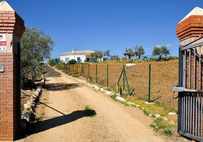 Renthas Paredones I Casa Rural  Caminito Del Rey