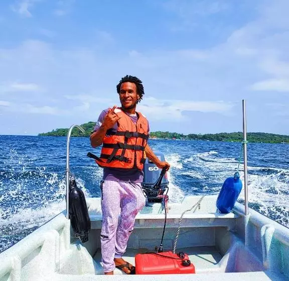 هاستل The Sea Monkey