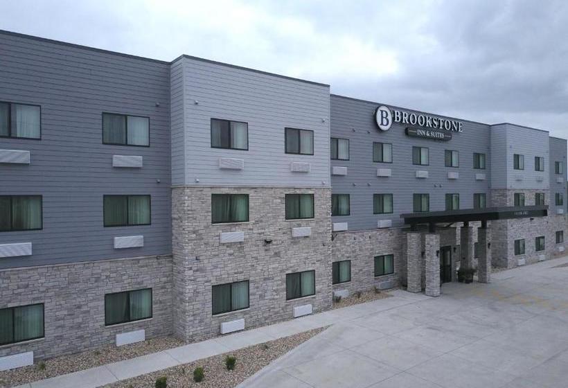 호텔 Brookstone Inn & Suites