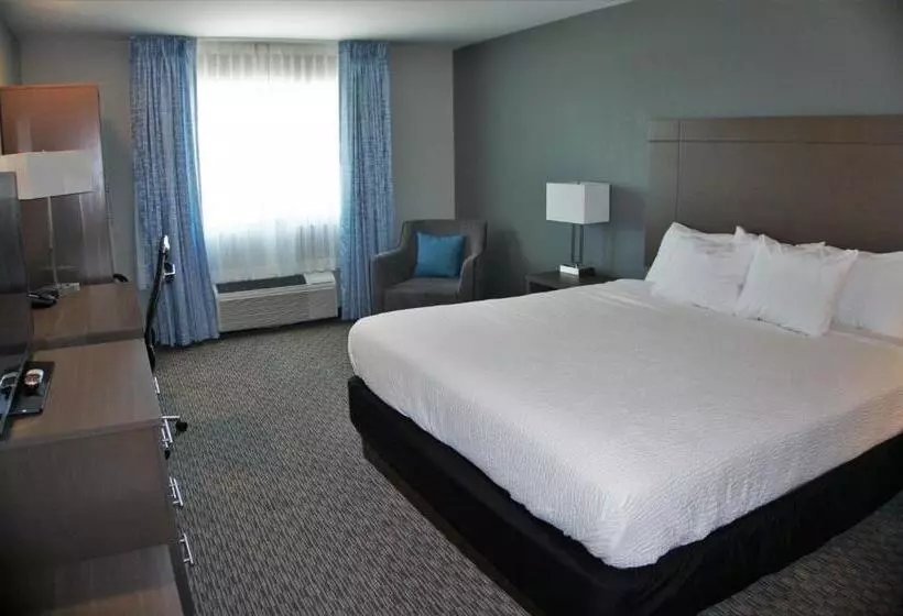 Hotelli Brookstone Inn & Suites