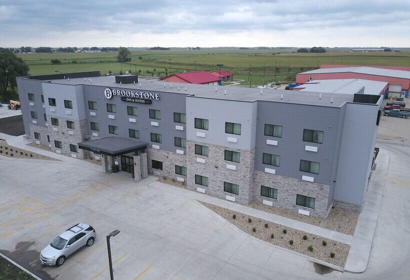 호텔 Brookstone Inn & Suites