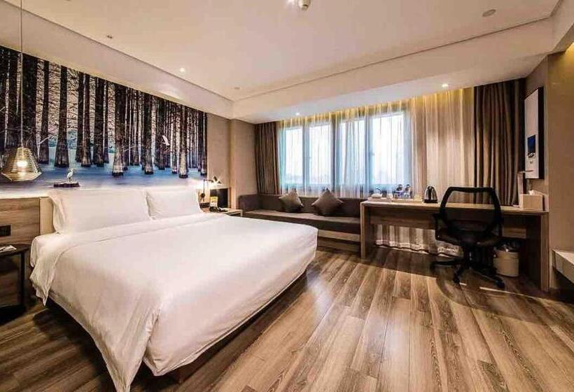 בית מלון כפרי Ningbo Tianyi Square Atour