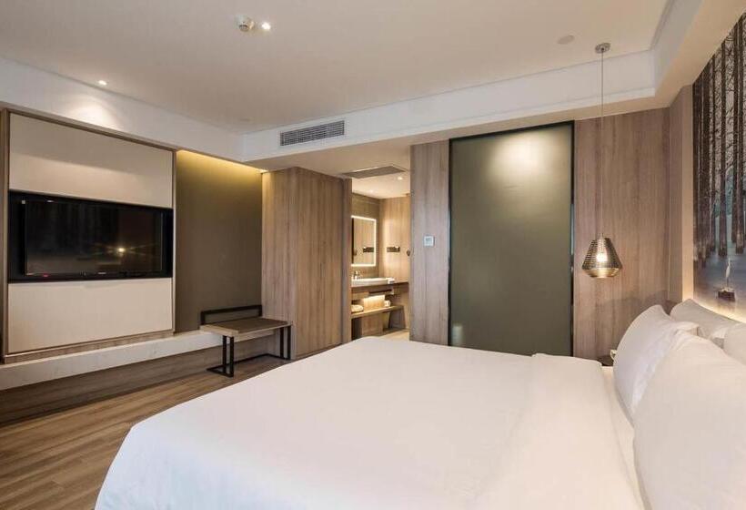 בית מלון כפרי Ningbo Tianyi Square Atour