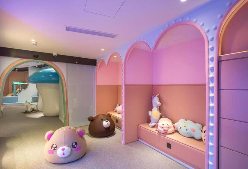 בית מלון כפרי Ningbo Tianyi Square Atour