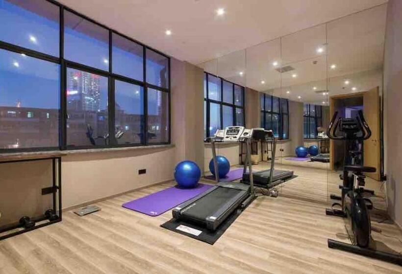 בית מלון כפרי Ningbo Tianyi Square Atour