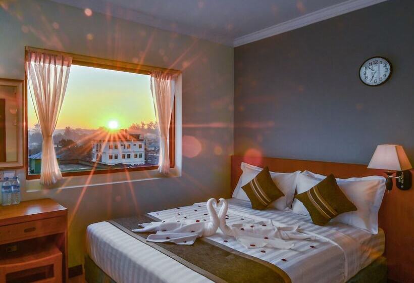 酒店 Sakura Pyinoolwin