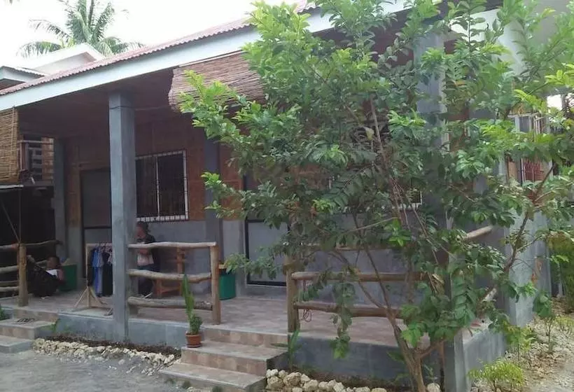 هتل Siargao Jeannine Residences  Hostel