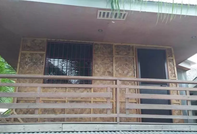 هتل Siargao Jeannine Residences  Hostel