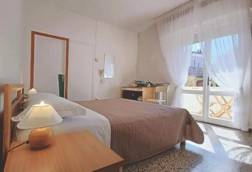 پانسیون Beeliving Room&breakfast