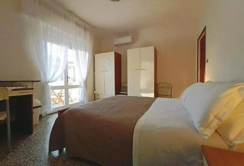 پانسیون Beeliving Room&breakfast