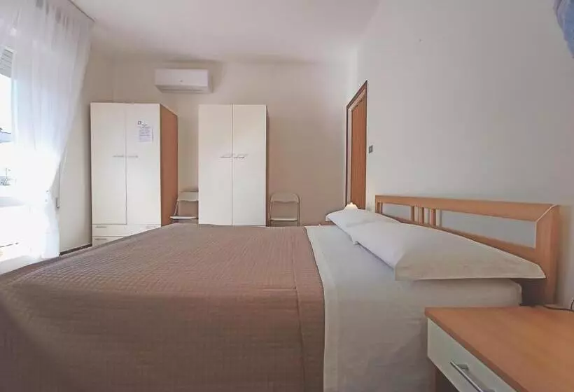 پانسیون Beeliving Room&breakfast