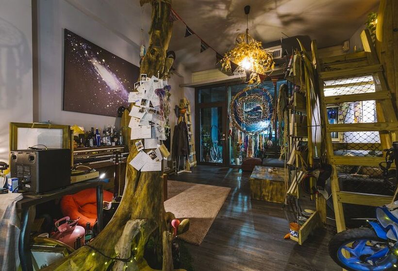 پانسیون No Sun No Happy Inn