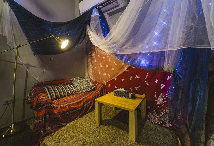 پانسیون No Sun No Happy Inn