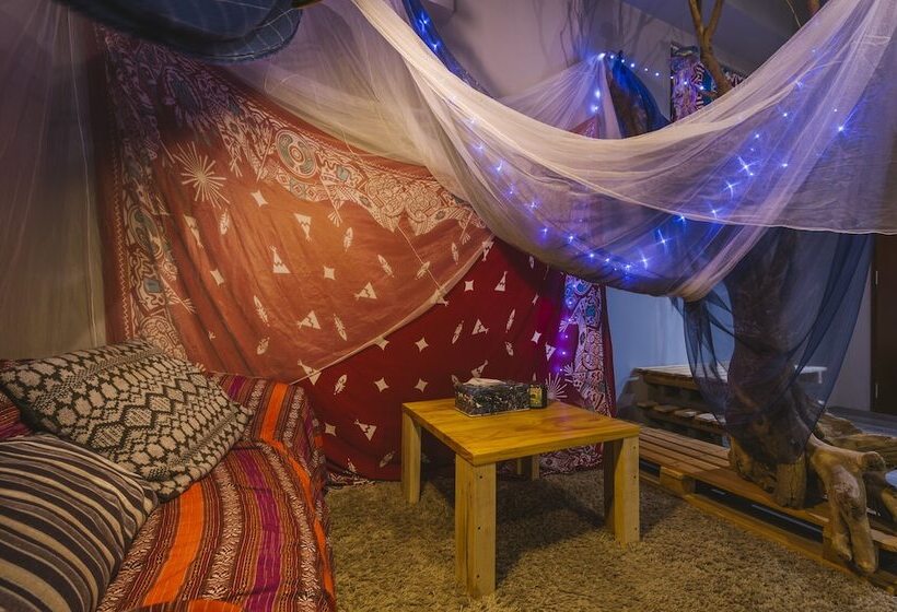 پانسیون No Sun No Happy Inn