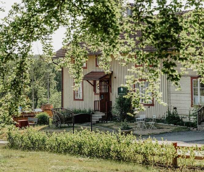 بنسيون Slottsparken Motel