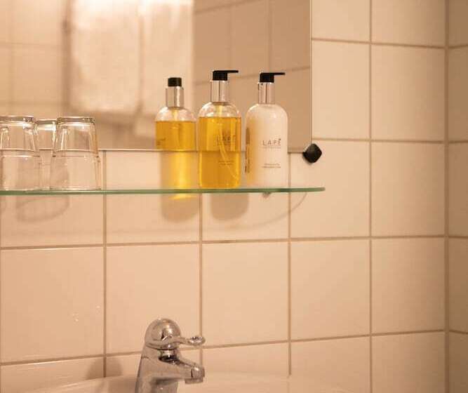 بنسيون Slottsparken Motel