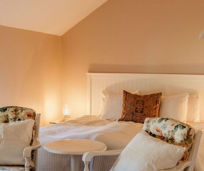 بنسيون Slottsparken Motel