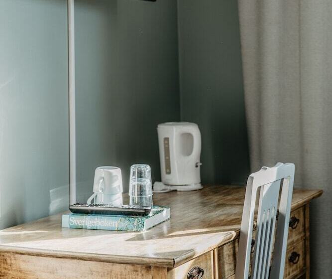 بنسيون Slottsparken Motel