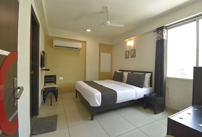 Fotos del hotel Collection O 48220 Ram Nagar Colony:  12