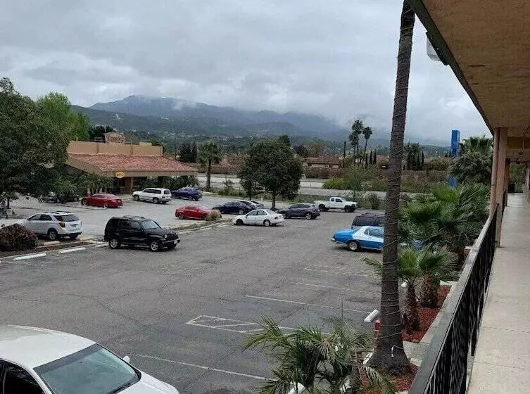 酒店 Americas Best Value Inn Thousand Oaks