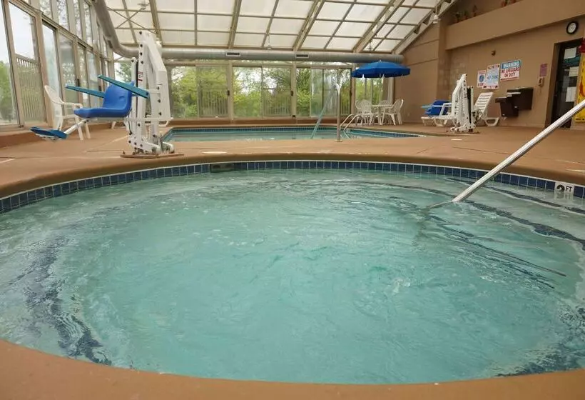 בית מלון כפרי Baymont By Wyndham Bridgeport/frankenmuth