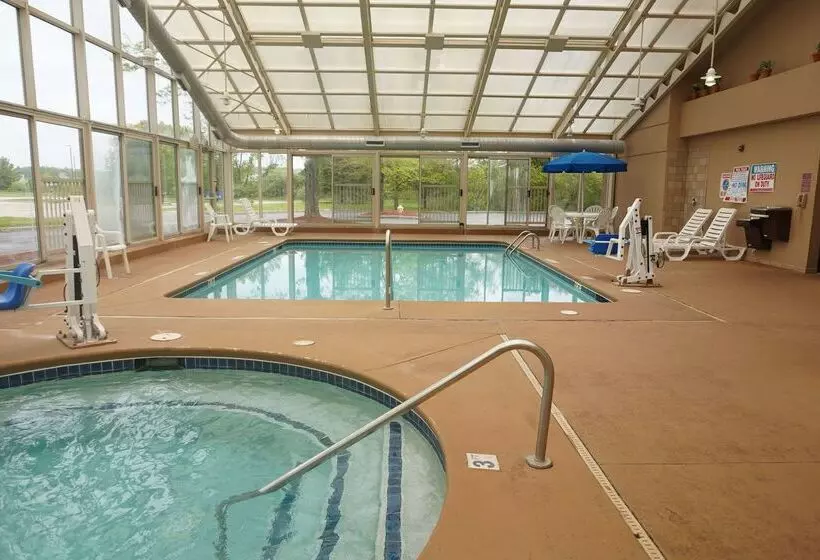 בית מלון כפרי Baymont By Wyndham Bridgeport/frankenmuth