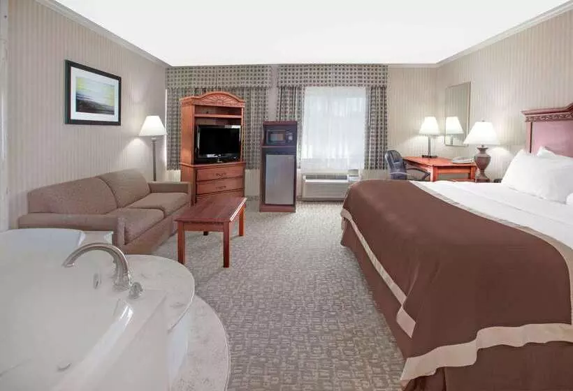 Отель Baymont By Wyndham Jackson