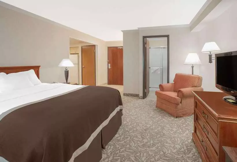 Отель Baymont By Wyndham Jackson