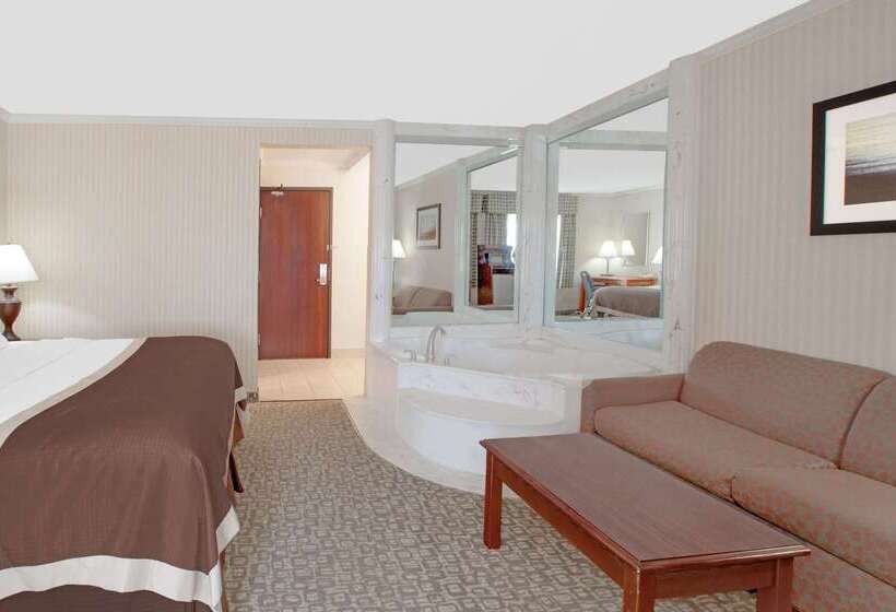 فندق Baymont By Wyndham Jackson