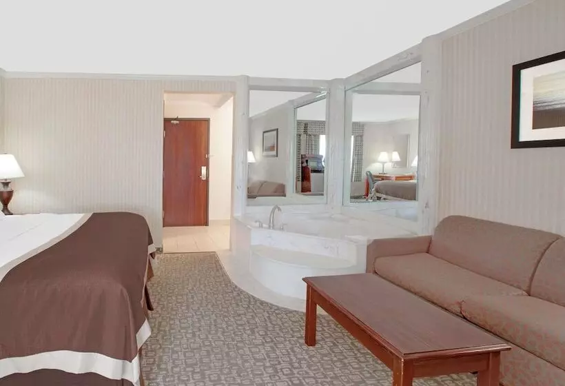 Отель Baymont By Wyndham Jackson