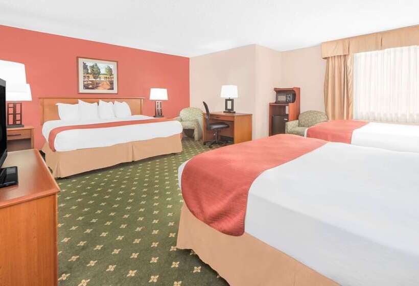 בית מלון כפרי Baymont By Wyndham Springfield South Hwy 65