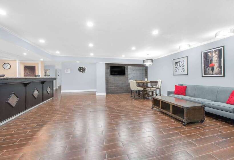 בית מלון כפרי Baymont By Wyndham Springfield South Hwy 65