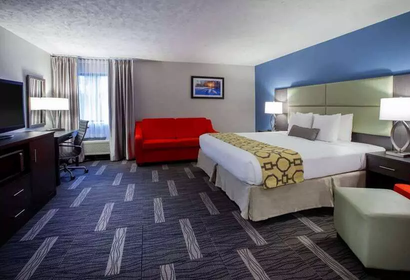 Отель Baymont By Wyndham Traverse City