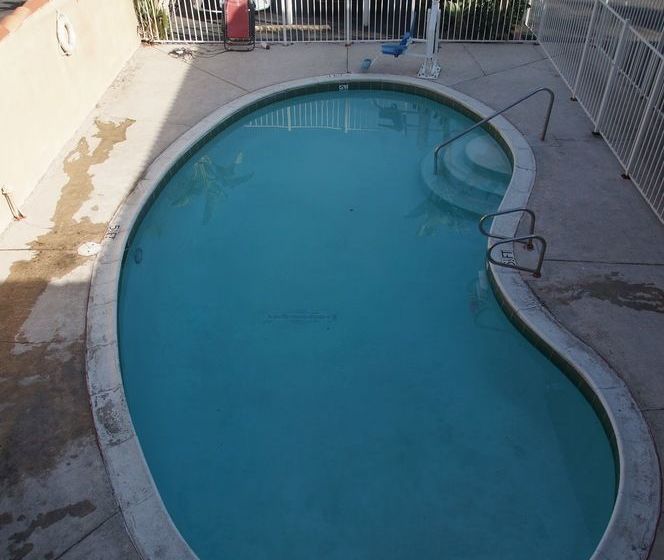 فندق Civic Center Inn Santa Ana