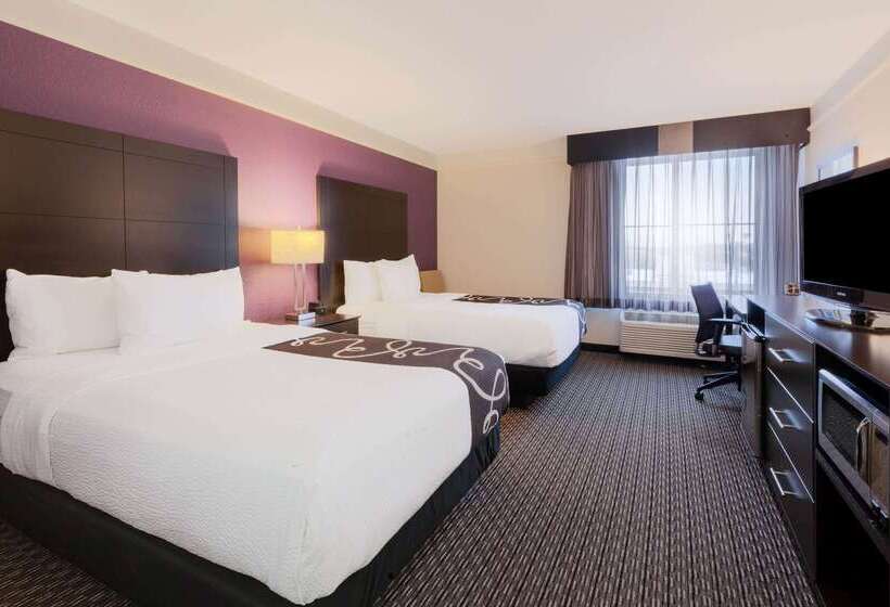 فندق La Quinta By Wyndham Detroit Utica