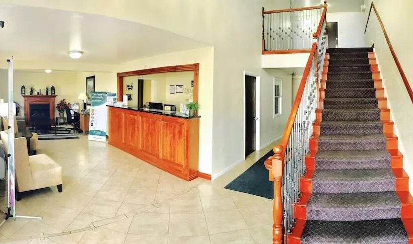 Отель Quality Inn Price Gateway To Moab National Parks