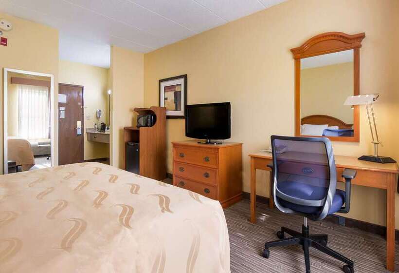 فندق Quality Inn & Suites Cvg Airport