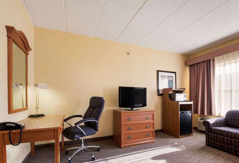فندق Quality Inn & Suites Cvg Airport