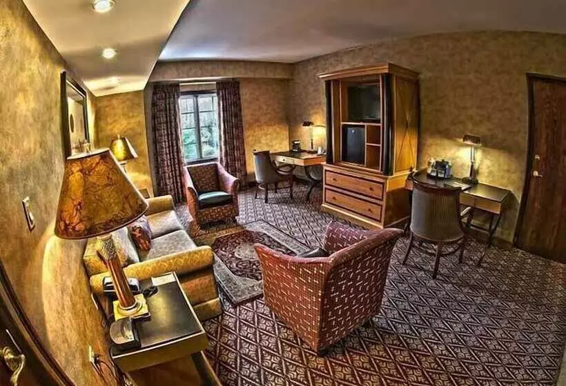 Hotelli The Bertram Inn & Conf Ctr Trademark Collection By Wyndham