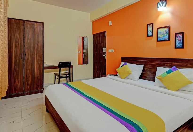 Itsy Hotels Royal Monarch