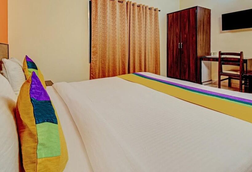 Itsy Hotels Royal Monarch