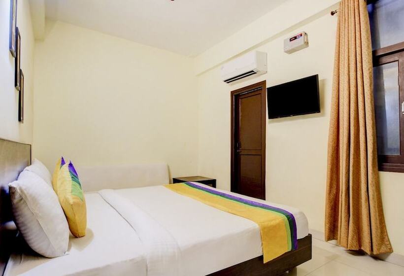 Itsy Hotels Royal Monarch