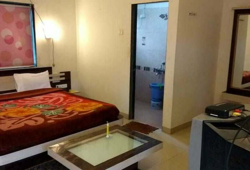 هتل Le Pearl Girija Resorts