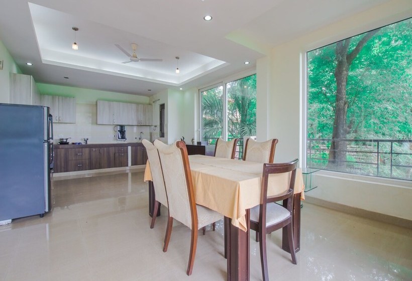 Oyo Home 17191 Luxurious 3bhk