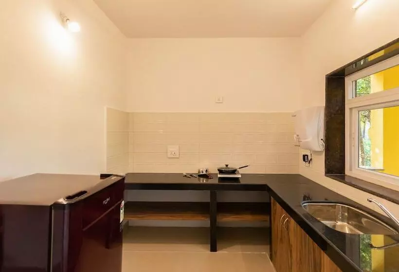 The Yellow By Oyo Rooms